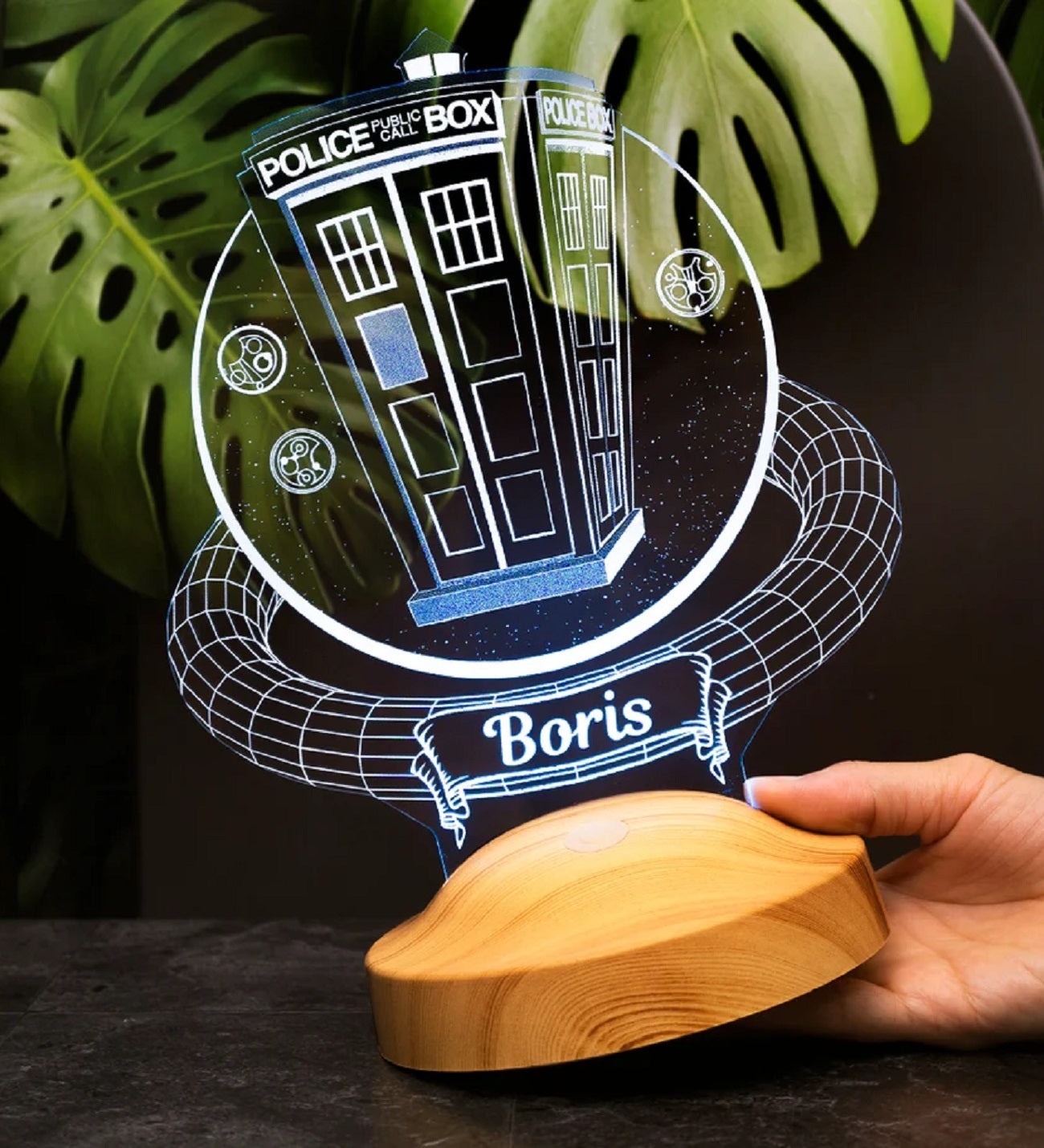 DR WHO TARDIS PERSONALIZED 3D LAMP WITH YOUR NAME