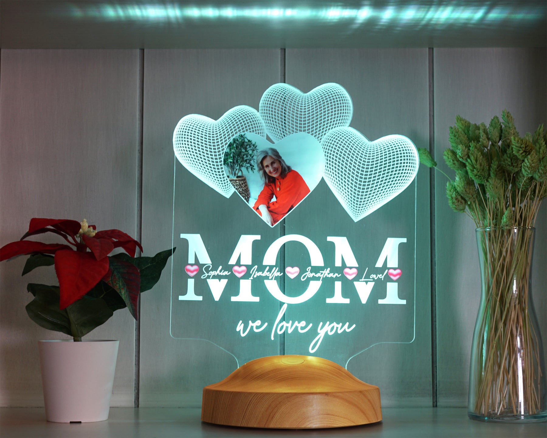 Four hearts personalized LED photo lamp for mother, mom with high-quality UV printing as a mother's day gift