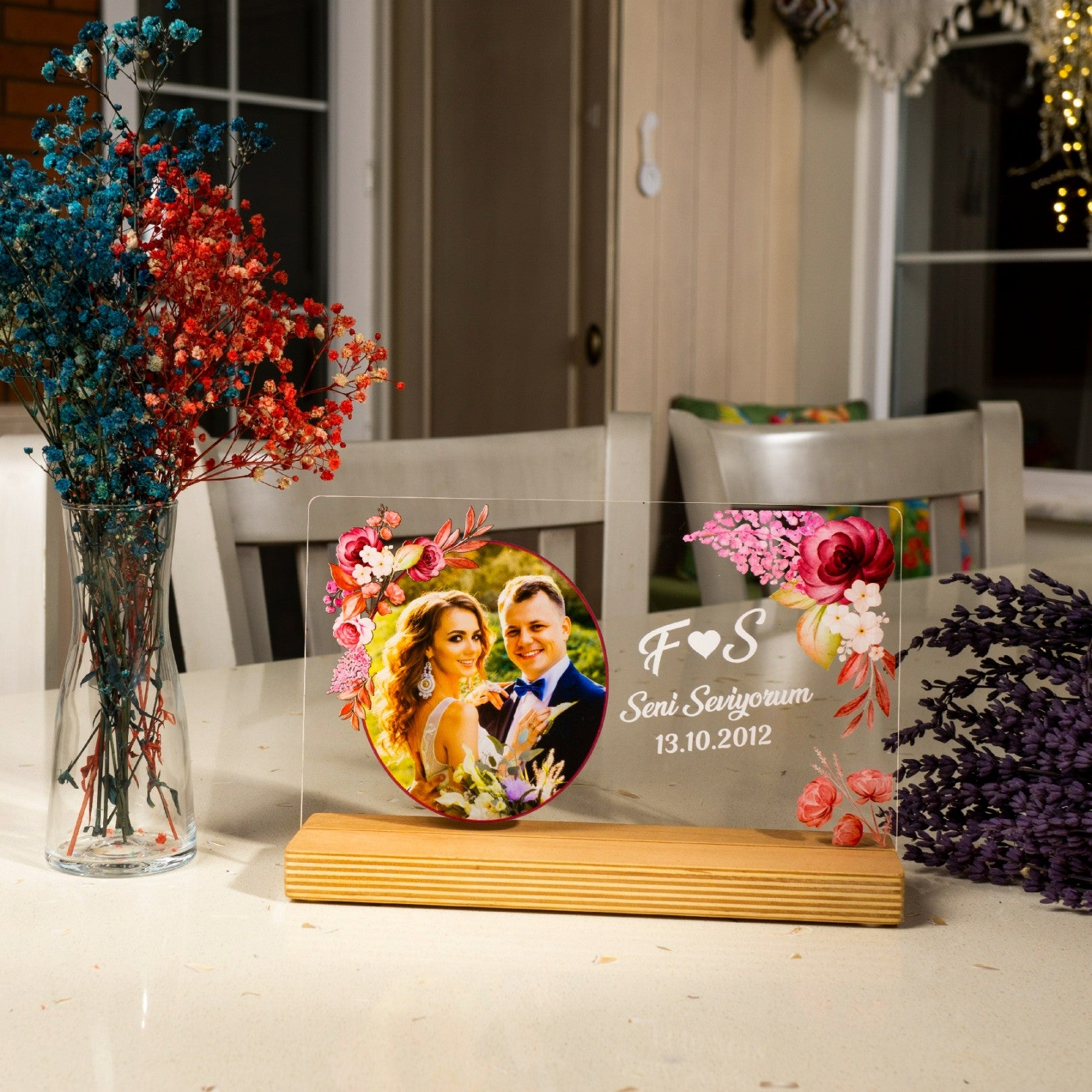 Personalized photo gift with high-quality UV printing Wooden standee &amp; gift box