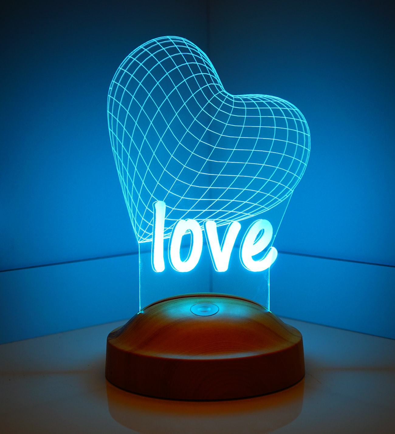 Heart Love Personalized lamp with text of your choice